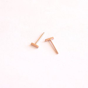 14K Rose Gold Bar Line Stud Earrings minimal jewelry simple gold stud earrings Pink geometric shapes simple set and forget lightweight 0192
