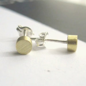 5mm Geometric Circle stud circle Gold Colored Brass earrings with sterling silver post and ear nut Copper Earrings penny color 0023