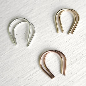 Minimalistische gebogene Ohrringe Geschenk für edgy Styles U förmige Wishbone Creolen 20 0019