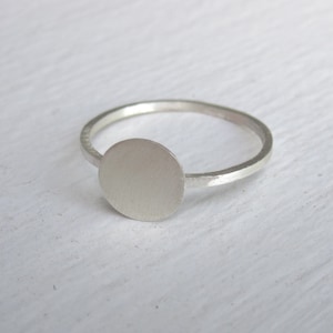 Geometric Circle Disc Ring Dainty Ring 7mm circle square band ring minimalist jewelry 925 sterling silver 0112