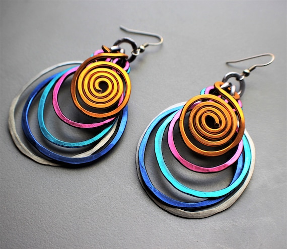 Hammered Multi Disk Earrings - Pink Hammered Multi Disk Earrings - Pink