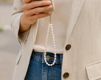 AAAA Freshwater Pearl Phone Charm Strap, Beaded Wristlet, Minimalist Phone Accessory, Elegant Phone Chain, Handmade Gift for Her