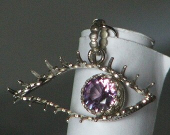 METAL MASCARA Alexandrite Color Change Sterling Silver Eye Pendant – Filigree Design