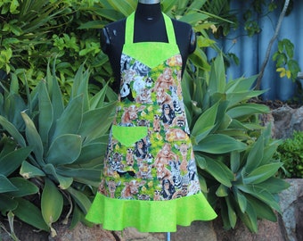 Ladies Apron in Cute Animal Fabric