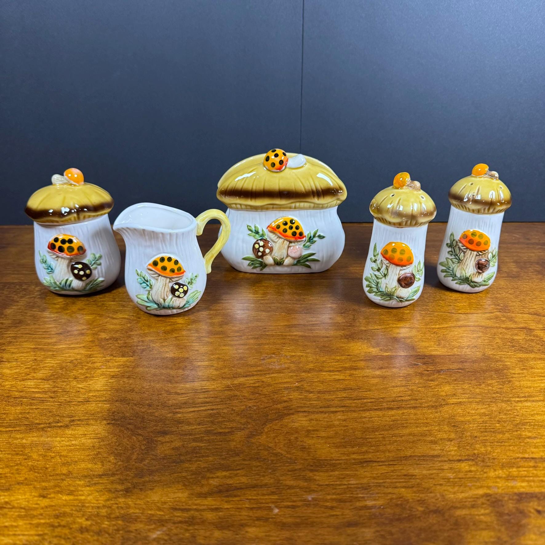 Vintage MCM Lefton Salt& Pepper Shakers 