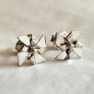 Sterling silver pinwheel stud earrings - Handmade sterling silver earrings - made in Italy - Calcagnini Gioielli
