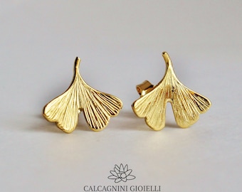 GINKGO - 18 Kt geelgouden kwaboorbellen met ginkgo bilobabladeren - Calcagnini Gioielli Design - gemaakt in Italië - ginko