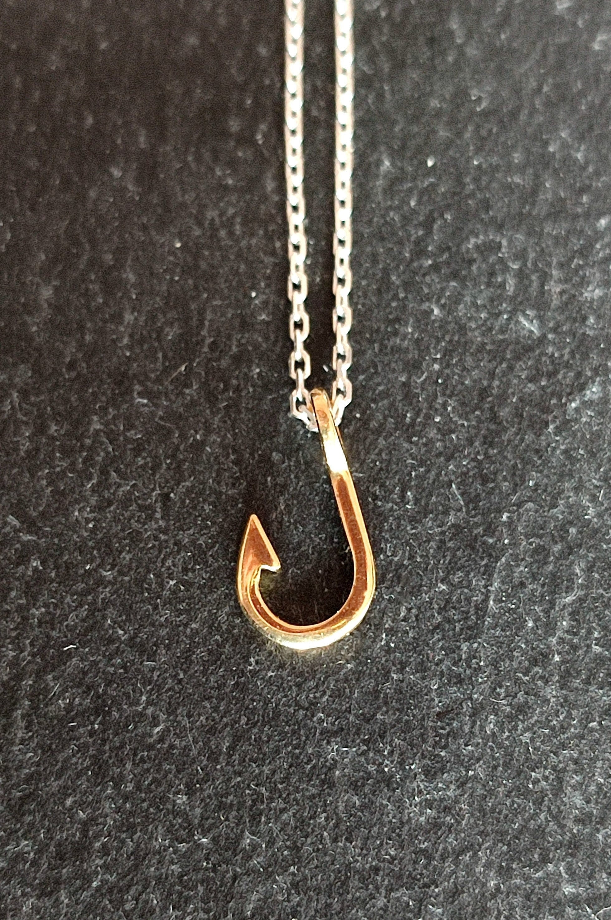 T'AMO 18 Kt Yellow Gold Fish Hook Pendant Complete With Sterling Silver  Chain 