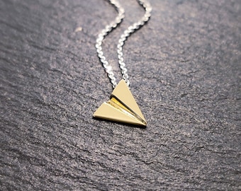 ORIGAMI - kleine 18 Kt geelgouden papieren vliegtuighanger - origami sieraden - gouden ketting - calcagnini gioielli ontwerp