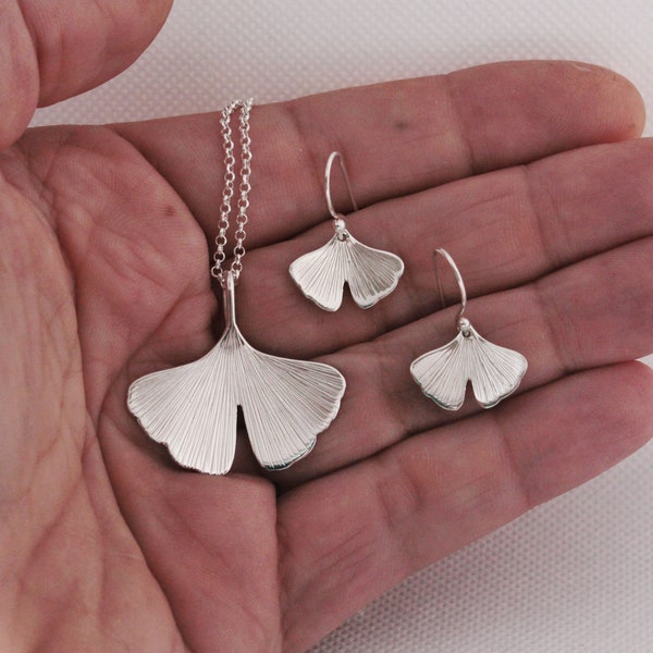 GINKGO - ginko jewelry set  - sterling silver parure composed of tiny dangling earrings and necklace with medium size pendant