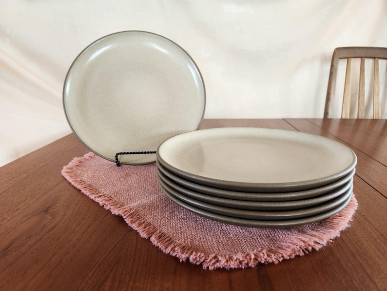 Heath Ceramics Coupe Dinner Plate - Thumbnail 5