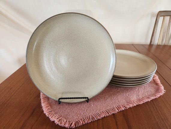 Heath Ceramics Sand/nutmeg Coupe Dinner Plate - Etsy