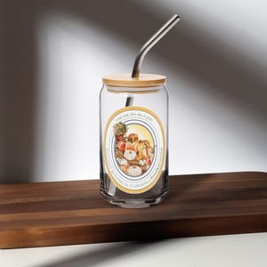 Pumpkin Patch - Dosenförmiges Glas mit Deckel und Trinkhalm | Daylight Botanische Gärten Kollektion | "Taylor Swift ""Blümchen""."