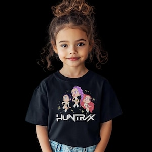 Huntrix Girls Shirt,Kpop Demon Hunters T-shirt,Vintage Huntrix Shirt,Huntrix Fan Shirt Gift,Rumi Zoey Mira Graphic Shirt,Kpop Huntrix