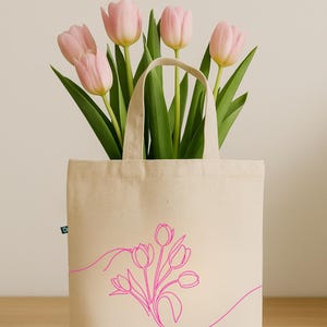 Minimalist Tulip Tote Bag: Recycled Cotton Floral Line Art