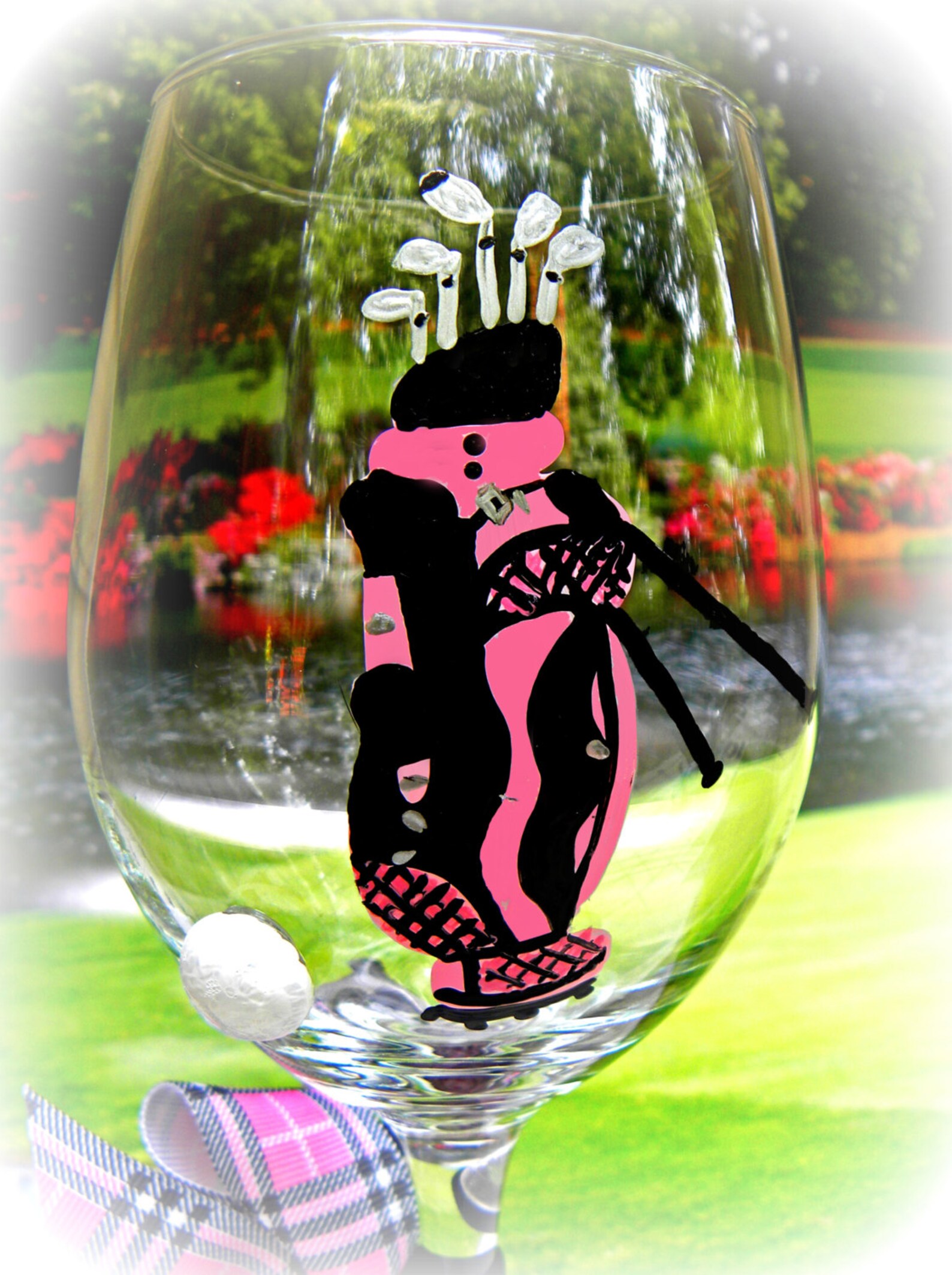 The December Darling Of Golf Discover The Golfer Who Lit Up The Winter Born December 4Th - xj2nr71