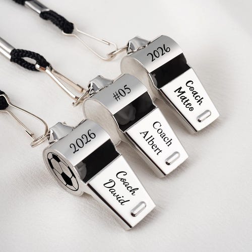 Personalisierte Pfeife: Graviertes Edelstahl Coach Geschenk