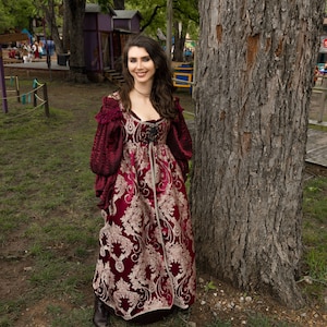 Juliet Dress, Renaissance Dress, Italian Renaissance Dress, Burgundy