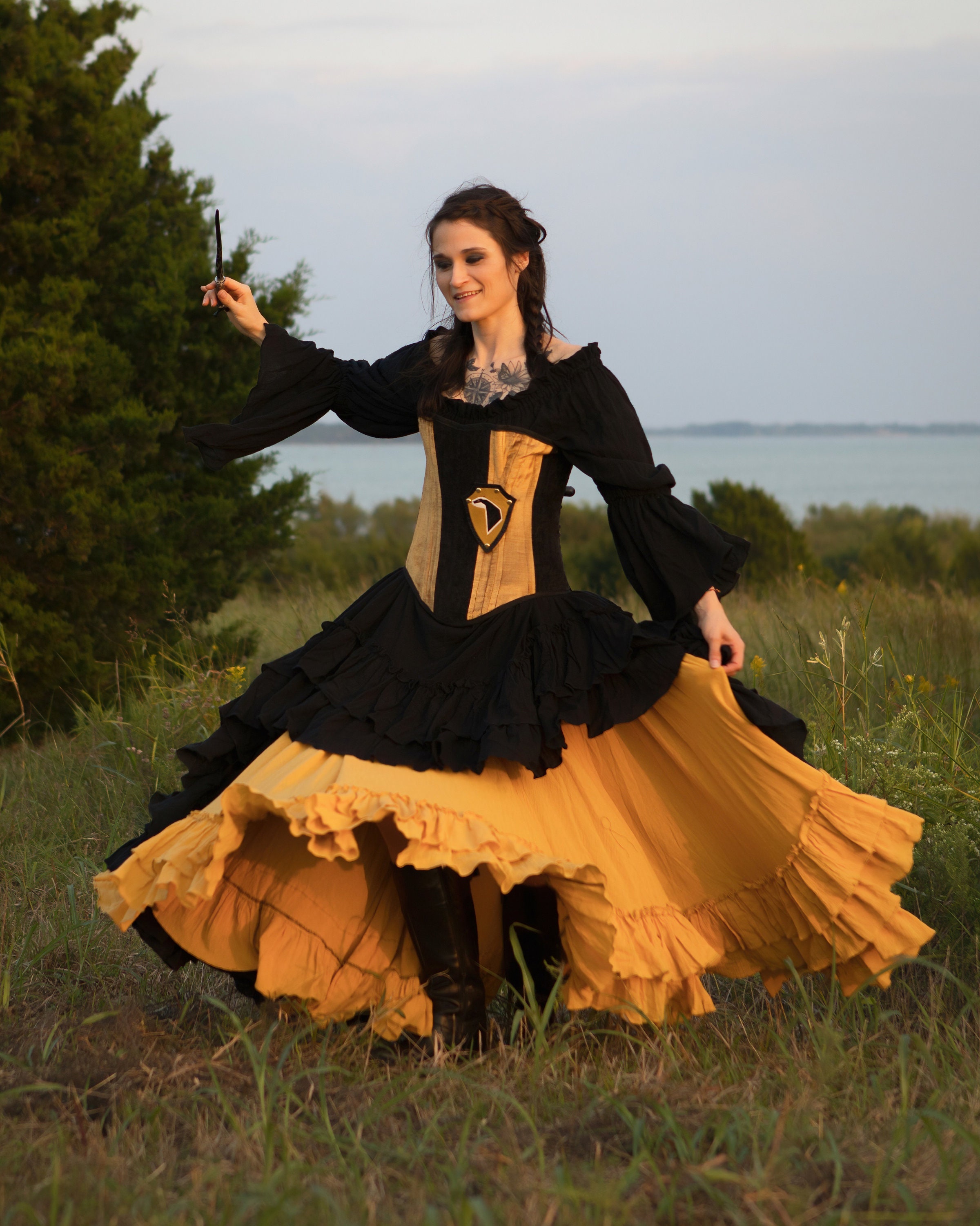 Gold Saloon Girl Skirt, Renaissance Festival, Ren Fest, Fair, Faire, Medieval, Steampunk, Victorian, Western, Peasant, Long Ruffles Gold Saloon Girl Skirt, Renaissance Festival, Ren Fest, Fair, Faire, Medieval, Steampunk, Victorian, Western, Peasant, Long Ruffles
