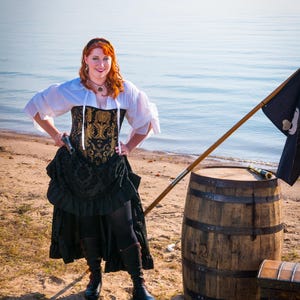 Black Steampunk Skirt, Victorian, Steampunk, Pirate, Cosplay, Wild West, Renaissance Festival, Ren Faire, Fairy, Fest, Cosplay, High-Low