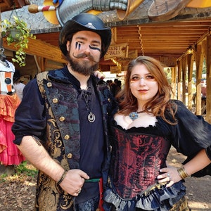 Couple Pirate Costume Gold and Red, Pirate Jacket, Pirate Corset, Chemise, Saloons Skirt, Wild West Skirt, Ren Faire, Pirates, Halloween