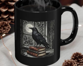 Gotische raaf op boekenmok | Zwart keramiek 11oz 15oz