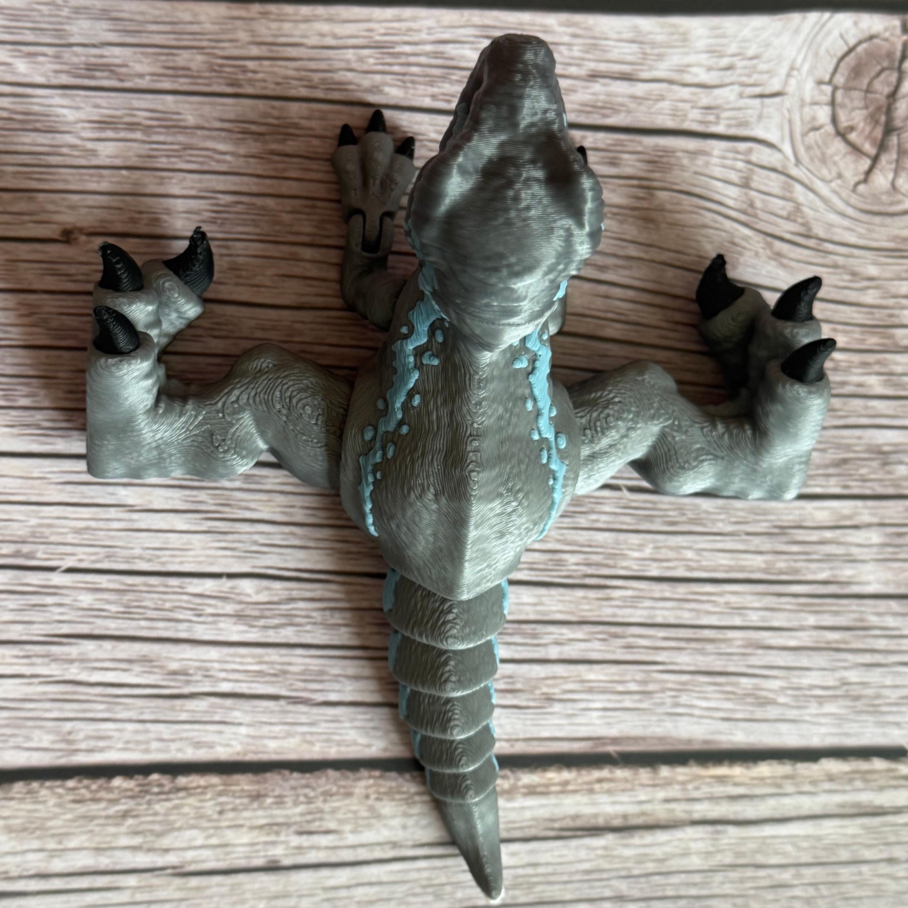 Articulated Raptor 3D Printed Toy: Movable Dinosaur Figure - Etsy