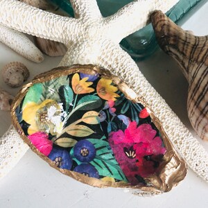 Botanical Gardens Oyster Shell Ring, Coastal Trinket Dish, Beach Wedding Favor, Coastal Grandmother Jewelry Dish, Gift for Her
