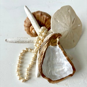 Shimmering Pearl White & Gold Trimmed Large Oyster Shell Trinket/Ring Dish, Beach Wedding, Coastal Grandmother Oyster Shell Gift, Beach Gift