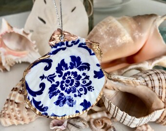 Scallop Shell Blue Toile Christmas Ornament, Beachy Christmas Décor, Coastal Grandmother Beach House, Vintage Christmas Ornament