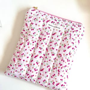 Pink embroidered quilted Kindle sleeve, cotton ereader cover, gift for her, travel essentials, padded e-reader sleeve, book lover gift