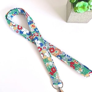 Cordão floral de tecido Liberty para chaves, cartões de acesso, chaveiro, usb, cordão para professores, presente para bibliotecário e colega