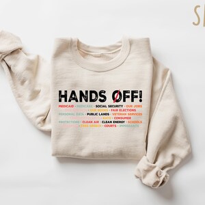 Hands Off Protest Sweatshirt, Political Hands Off Protest Sweatshirt and Hoodie, Hands Off Medicaid Medicare Social Security afbeelding 2