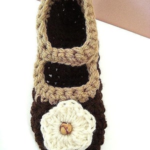 INSTANT DOWNLOAD Crochet Pattern PDF 75 Mary Jane Slippers Beginner Level, women's size 5 to 12. image 4