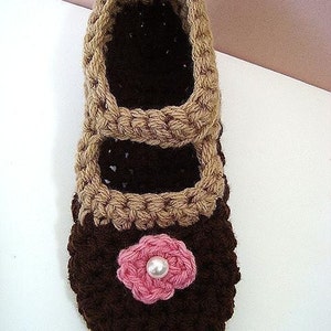 INSTANT DOWNLOAD Crochet Pattern PDF 75 Mary Jane Slippers Beginner Level, women's size 5 to 12. image 3