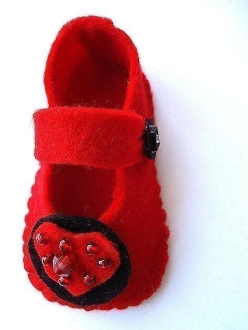 Make Felt Baby Shoes INSTANT DOWNLOAD PDF 126 make sizes newborn to 12 months.No sewing machine required image 4