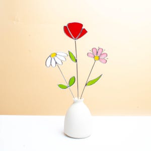 Stained Glass Wildflower Plant Stake - Everlasting Garden Decor, Mother&#39;s Day Gift, Floral Suncatcher for Pots and Planters