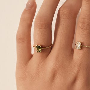 Custom Emerald Cut Birthstone Ring, Tiny Gemstone Ring, Single Birthstone Ring, Art Deco Baguette Ring, Minimalist Engagement Jewelry