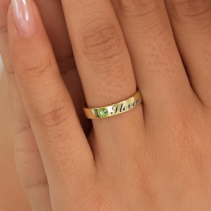 Geburtsstein Namen Ring, Stapeln Baby Name Birthstone Ring, personalisierte Ring, Mutter Ring, Individuell gravierte Ring, Muttertagsgeschenk, Mom Geschenk