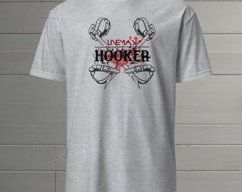 Lineman Hooker Gaffs T-Shirt - Unisex Softstyle Tee - Lustiges Lineman Geschenk für Ihn