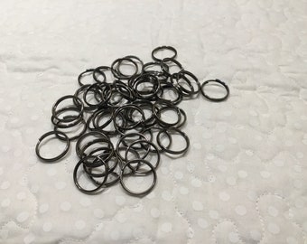 50— 3/4” gun metal black split rings, key fobs, purses, jewelry, macrame