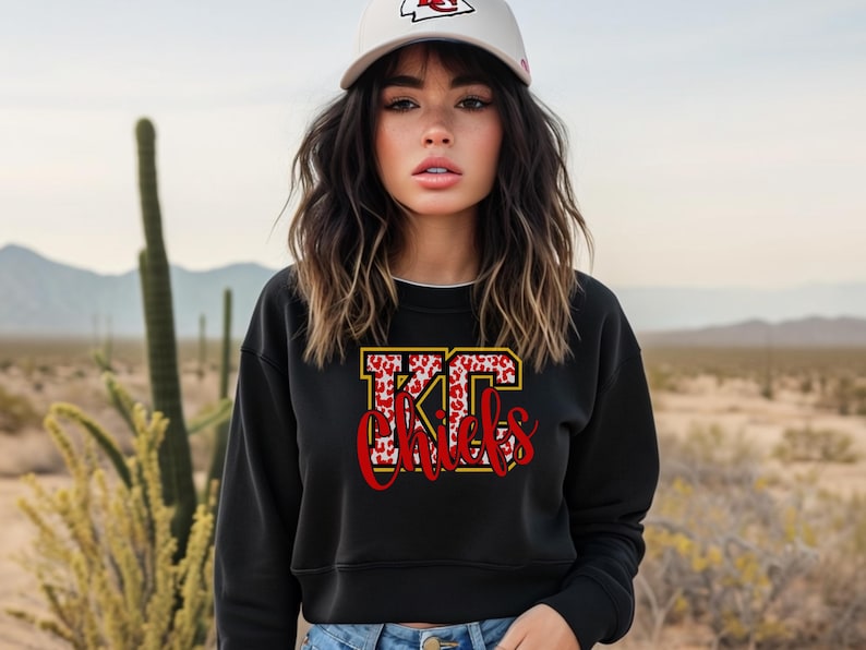 Kansas City Chiefs cropped sweatshirt, Gameday shirt, Chiefs Fans, Three peat, Go Chiefs, Leopard print cropped sweatshirt, Kansas City Chiefs Cropped Sweatshirt | Women's Fleece Pullover | Gameday Ready Gift | Three Peat | Go Chiefs, Cropped Sweatshirt
Chiefs Fan
Game Day Apparel
Three Peat Design
Kansas City Chiefs
NFL Fan Gear
Stylish Activewear
Football Fan Gift
Chiefs Nation
Kansas Superbowl
Chiefs cropped top
Cropped Chiefs shirt
Leopard print crop