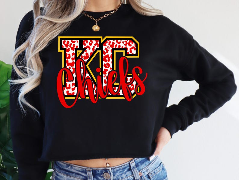 Kansas City Chiefs cropped sweatshirt, Gameday shirt, Chiefs Fans, Three peat, Go Chiefs, Leopard print cropped sweatshirt, Kansas City Chiefs Cropped Sweatshirt | Women's Fleece Pullover | Gameday Ready Gift | Three Peat | Go Chiefs, Cropped Sweatshirt
Chiefs Fan
Game Day Apparel
Three Peat Design
Kansas City Chiefs
NFL Fan Gear
Stylish Activewear
Football Fan Gift
Chiefs Nation
Kansas Superbowl
Chiefs cropped top
Cropped Chiefs shirt
Leopard print crop