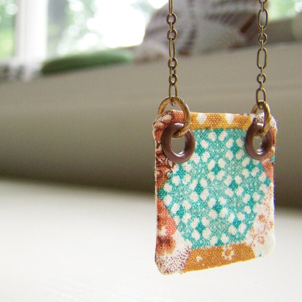 NEW vintage fabric pendant necklace in flower girl patchwork