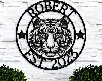 Letrero metálico de tigre personalizado, arte mural personalizado para exteriores, letrero con nombre de cabaña para sala de juegos, decoración de animales grandes para garaje, regalos para la cueva del hombre.