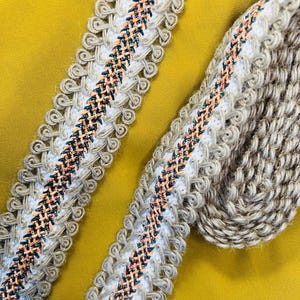 Galon jute largeur moyenne centre orange