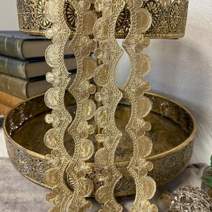 Galon arabesque doré