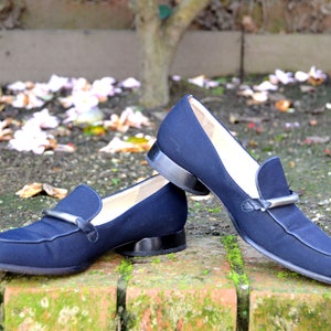 Made in Italy - Ellen Tracy - Dark navy slip on shoes ( Sz 6.5, Eu 37 )