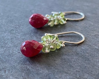 Ruby and Peridot Earrings. Genuine Gemstones Sterling Silver Earrings. Red Ruby and Green Peridot Faceted Birthstone Jewelry.