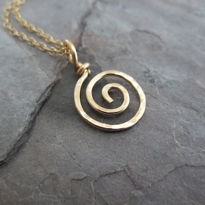 Gold spiral necklace pendant. 14k Solid Gold or Gold Filled Round Swirl Hammered Pendant. Sun swirl pendant. 1 inch tall. Gift for Her